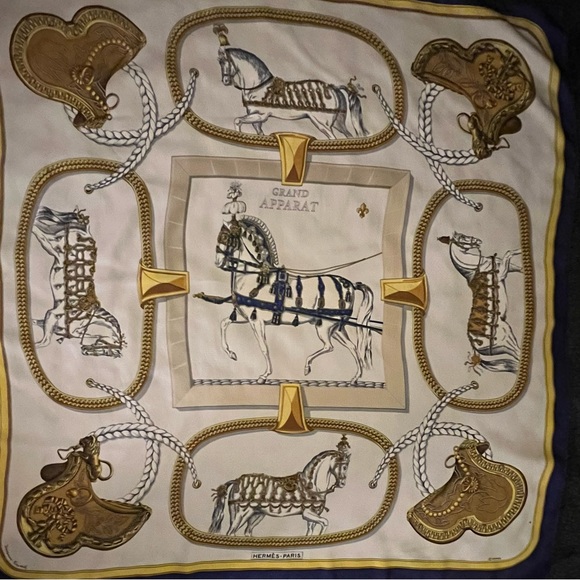 Hermes ‘Grand Apparat’ Scarf. 100% Silk.Equestrian motif. Artist Jacques Eudel. - Picture 12 of 16